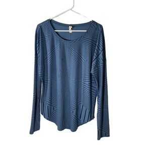 Lucy Activewear Large Blue and Black Long‎ Sleeve Top